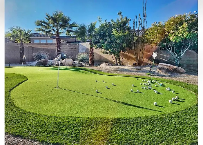 Desert Oasis Retreat , Heated Pool , Pet Friendly! Dom wakacyjny *