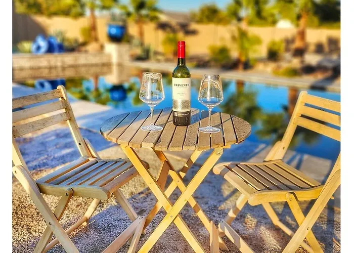 Desert Oasis Retreat , Heated Pool , Pet Friendly! Dom wakacyjny *