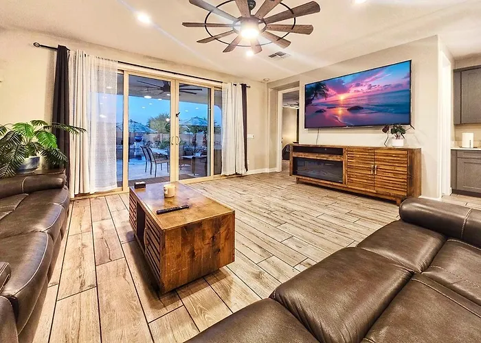 Desert Oasis Retreat , Heated Pool , Pet Friendly! Dom wakacyjny Litchfield Park