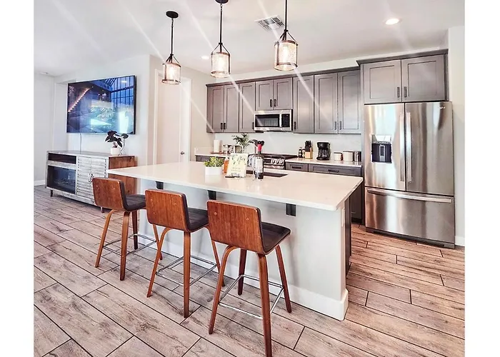 Desert Oasis Retreat , Heated Pool , Pet Friendly! Dom wakacyjny *